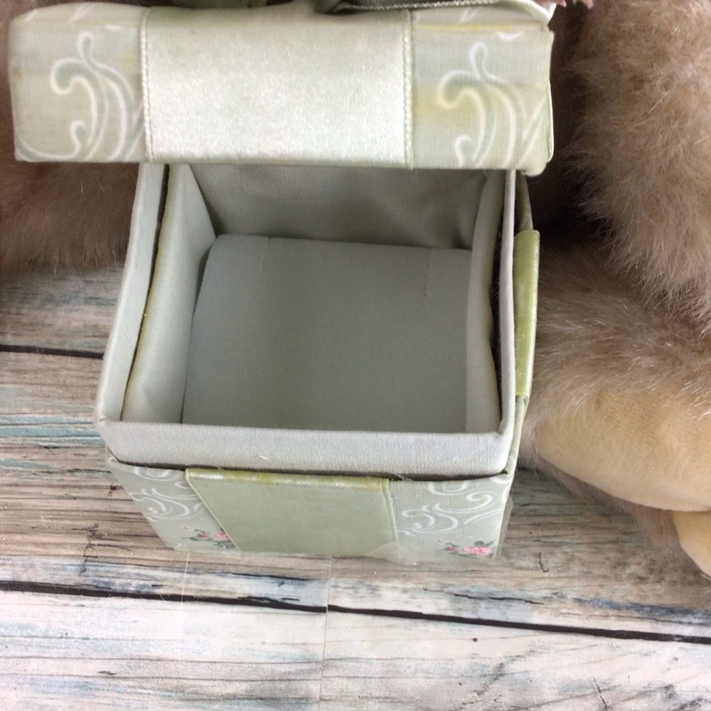 ❌❌SOLD❌❌The Bearington Bears “Mommy Hugs & Baby Snugs” - Picture 10 of 12